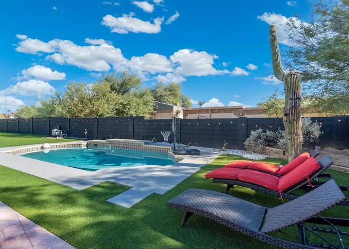 Serene Golf Pool Pickleball Games Scottsdale