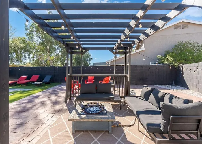 Holiday home Serene Golf Pool Pickleball Games Scottsdale